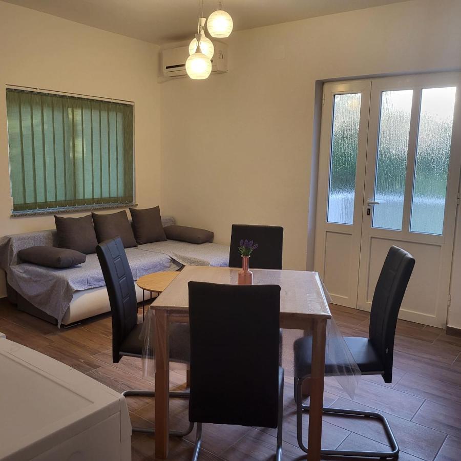 Apartman Padova Banjol Exterior foto